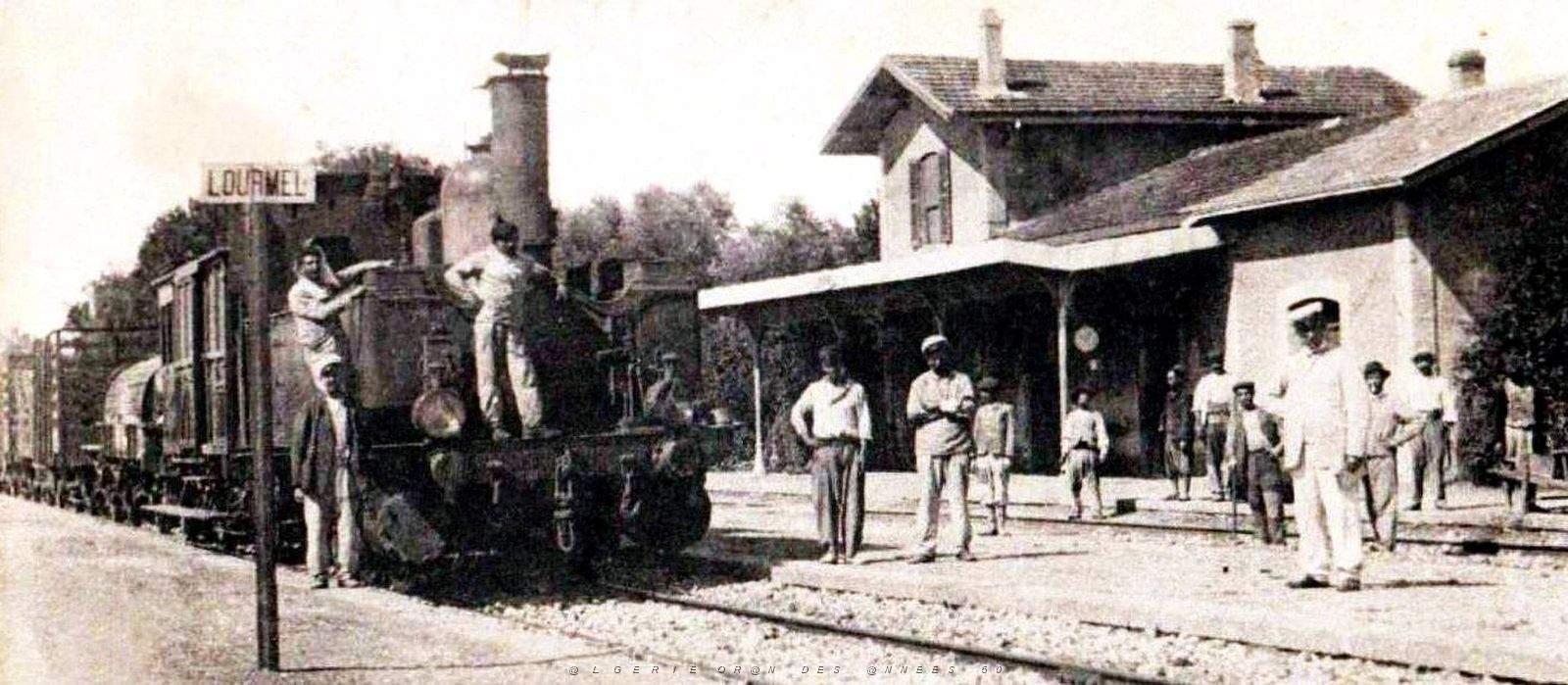 2167- Lourmel - Gare2.jpg